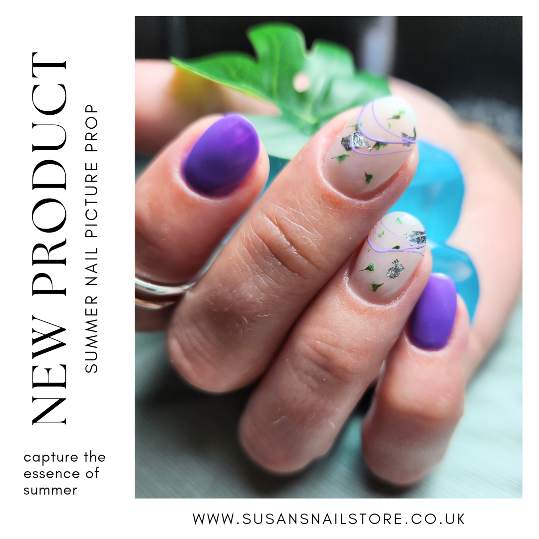 Sugarfina x Essie Candy Cube & Nail Polish Gift Set | Bloomingdale's