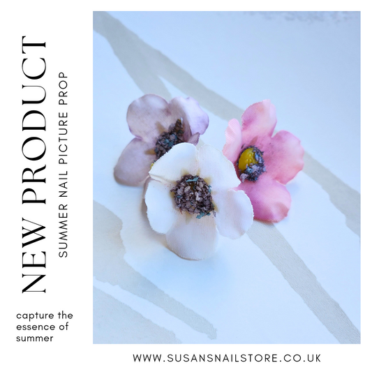Summer Nail Picture Prop: Pastel Flower heads